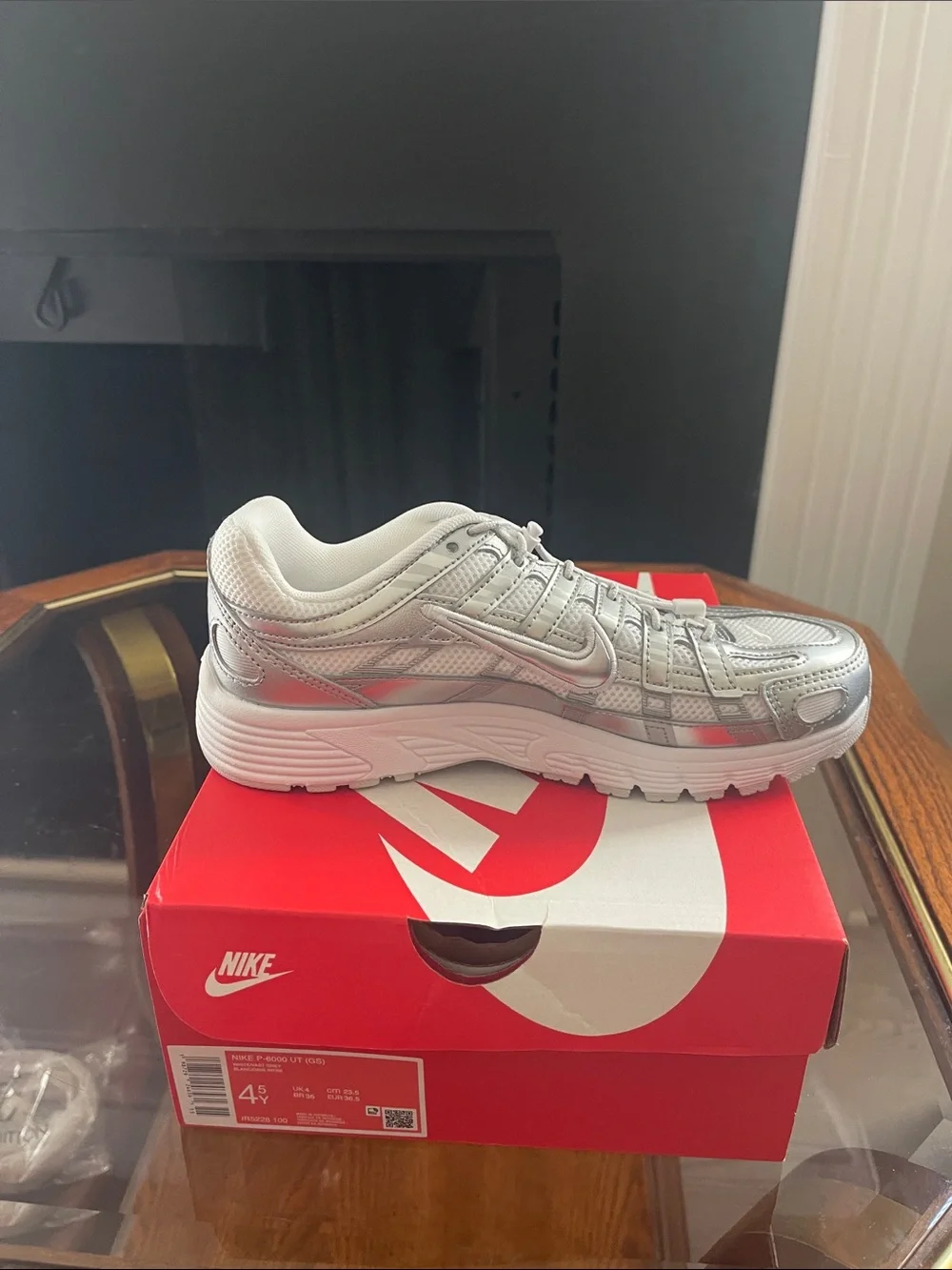 Nike Silver White Athletic Sneakers
